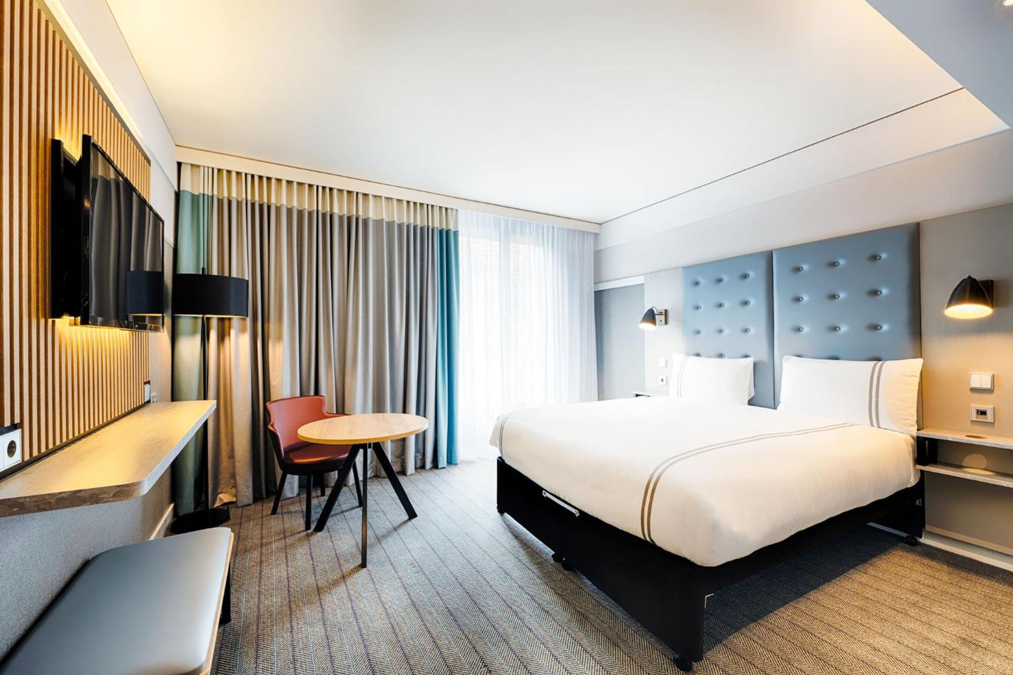 Premier Inn Heilbronn City Centre Exterior photo