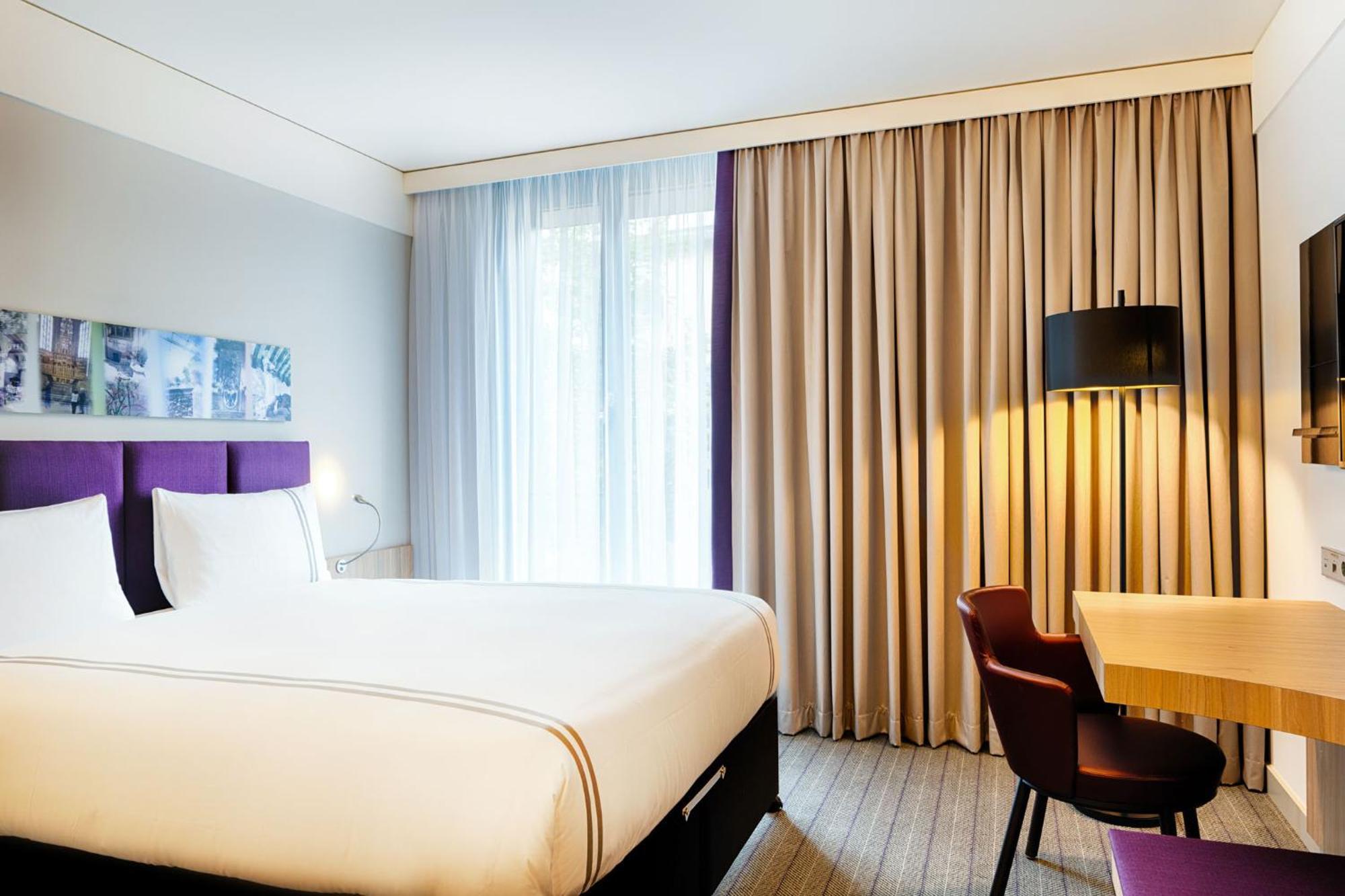 Premier Inn Heilbronn City Centre Exterior photo